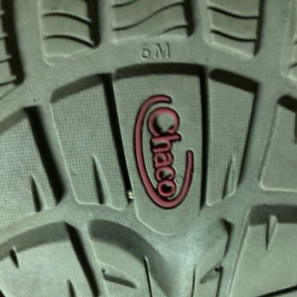 CHACO SLIP IN SANDALS BLACK STRAPPY EXCELLENT CONDITION HAPPY FEET GOOD ALOHA 6M - Picture 2 of 14